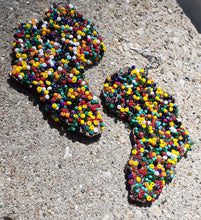 Load image into Gallery viewer, Handmade Abstract Bead Africa Wooden Earrings Kargo Fresh