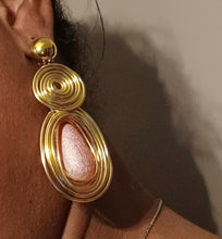 Load image into Gallery viewer, Handmade Abstract Wire Design Clip On Earrings Kargo Fresh