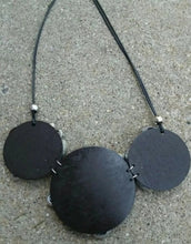 Load image into Gallery viewer, Handmade Chunky Cowrie Shell Necklace Kargo Fresh