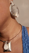 Load image into Gallery viewer, Handmade Cowrie Collar necklace and clip on earrings Kargo Fresh