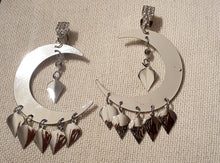 Load image into Gallery viewer, Handmade Crescent moon Design Clip on Earrings Kargo Fresh