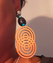 Load image into Gallery viewer, Handmade Natural Wood Clip On Earrings Kargo Fresh