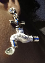 Load image into Gallery viewer, Handmade Pop art Vintage faucet design clip on earrings Kargo Fresh