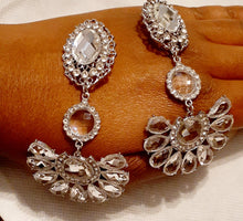Load image into Gallery viewer, Handmade Rhinestone clip on Earrings Kargo Fresh