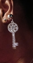 Load image into Gallery viewer, Handmade Skeleton Key Earrings Kargo Fresh