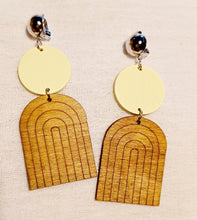 Load image into Gallery viewer, Handmade Wooden Clip On Earrings Kargo Fresh