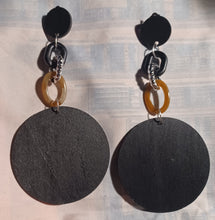 Load image into Gallery viewer, Handmade avant garde clip on acrylic and wood earrings Kargo Fresh