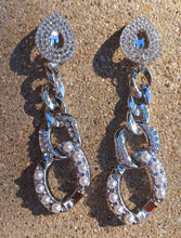 Load image into Gallery viewer, Handmade blingy acrylic chain clip on earrings Kargo Fresh