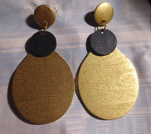 Load image into Gallery viewer, Handmade geometric handpainted wood clip on earrings Kargo Fresh