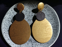 Load image into Gallery viewer, Handmade geometric handpainted wood clip on earrings Kargo Fresh