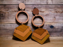 Load image into Gallery viewer, Handmade handpainted geometric clip on earrings Kargo Fresh