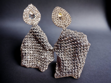 Load image into Gallery viewer, Handmade metal mesh clip on earrings Kargo Fresh
