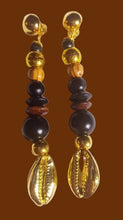 Load image into Gallery viewer, Handmade wood and cowrie clip on earrings Kargo Fresh