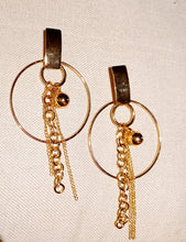 Load image into Gallery viewer, Handmadr Gold Hoop and Chain design Clip On Earrings Kargo Fresh