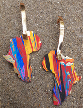 Load image into Gallery viewer, Handpainted Abstract Africa Wooden Earrings Kargo Fresh