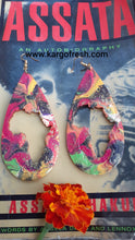 Load image into Gallery viewer, Handpainted Abstract Africa Wooden Earrings Kargo Fresh