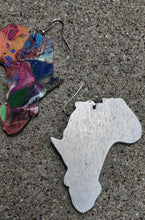 Load image into Gallery viewer, Handpainted Abstract Africa Wooden Earrings Kargo Fresh