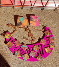 Load image into Gallery viewer, Handpainted Abstract Wooden Collar Necklace And Earrings Set Kargo Fresh