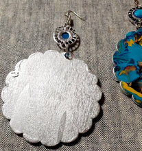 Load image into Gallery viewer, Handpainted Abstract Wooden Earrings Kargo Fresh