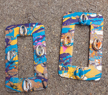 Load image into Gallery viewer, Handpainted Abstract Wooden Earrings Kargo Fresh