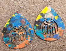 Load image into Gallery viewer, Handpainted Adinkra symbol Earrings Kargo Fresh