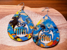 Load image into Gallery viewer, Handpainted Adinkra symbol Earrings Kargo Fresh