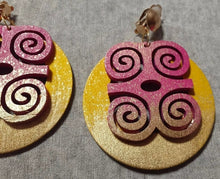 Load image into Gallery viewer, Handpainted Adinkra symbol clip on Earrings Kargo Fresh
