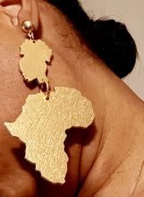 Load image into Gallery viewer, Handpainted Africa Earrings Kargo Fresh