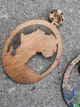 Load image into Gallery viewer, Handpainted Afrocentric Wooden AFRICA Clip On Earrings Kargo Fresh