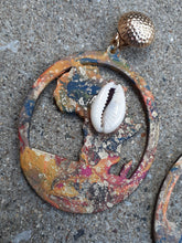 Load image into Gallery viewer, Handpainted Afrocentric Wooden AFRICA Clip On Earrings Kargo Fresh