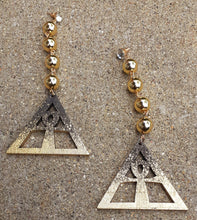 Load image into Gallery viewer, Handpainted Ankh Earrings Kargo Fresh