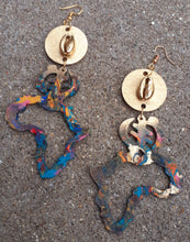 Load image into Gallery viewer, Handpainted Gye Nyame Adinkra Africa Earrings Kargo Fresh