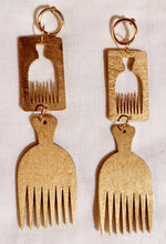 Load image into Gallery viewer, Handpainted Wooden Afro Comb Earrings Kargo Fresh