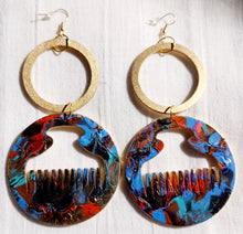 Load image into Gallery viewer, Handpainted Wooden Afro Comb Earrings Kargo Fresh