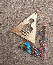 Load image into Gallery viewer, Handpainted Wooden Afro Comb Earrings Kargo Fresh