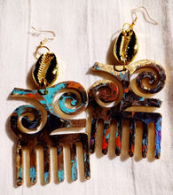 Load image into Gallery viewer, Handpainted Wooden Afro Comb Earrings Kargo Fresh