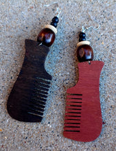 Load image into Gallery viewer, Handpainted afro comb earrings Kargo Fresh