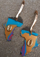 Load image into Gallery viewer, Handpainted handmade original Abstract Africa wooden Earrings Kargo Fresh
