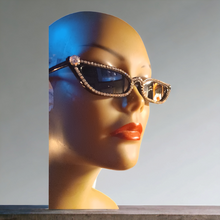 Load image into Gallery viewer, Icy Thin Cat Eye Sunglasses New Black Kargo Fresh