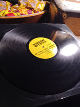 Load image into Gallery viewer, Kardinal Offishall Ole Time Killin Vinyl Single OOP RARE 2000 Kargo Fresh