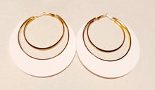 Load image into Gallery viewer, Large and Chunky Wooden Hoop Earrings Kargo Fresh