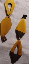 Load image into Gallery viewer, Large handpaintef geometric earrings Kargo Fresh