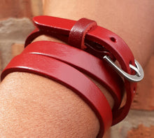 Load image into Gallery viewer, Leather Layering Bracelet Kargo Fresh