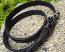 Load image into Gallery viewer, Leather Layering Bracelet Kargo Fresh