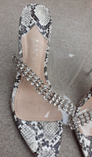 Load image into Gallery viewer, Mackinj Clear Heels Size 8.5 Kargo Fresh