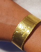 Load image into Gallery viewer, Mens Antique African Adinkra Symbol Brass Bracelet Kargo Fresh