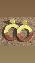 Load image into Gallery viewer, Minimalist Two Tone Wooden Hoop Earrings Kargo Fresh