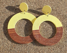 Load image into Gallery viewer, Minimalist Two Tone Wooden Hoop Earrings Kargo Fresh