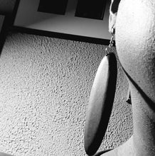 Load image into Gallery viewer, Minimalist wooden bag cluster earrings Kargo Fresh