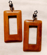 Load image into Gallery viewer, Natural Wood Clip On Earrings Kargo Fresh
